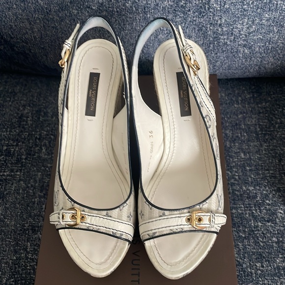 Authentic Louis Vuitton Monogram Canvas Espadrilles. Size:36. - Picture 2 of 13